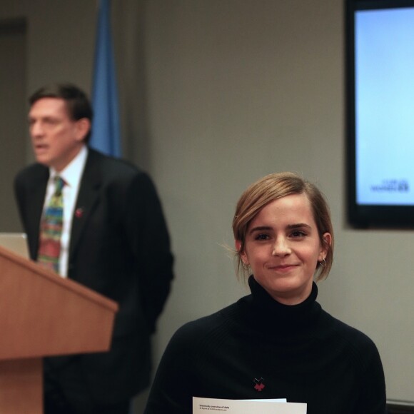 Emma Watson participe au lancement de l'initiative HeForShe Impact 10x10x10 pour l'égalité des femmes et des hommes à New York le 20 septembre 2016.