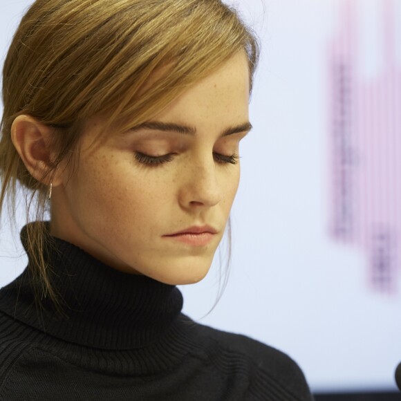 Emma Watson participe au lancement de l'initiative HeForShe Impact 10x10x10 pour l'égalité des femmes et des hommes à New York le 20 septembre 2016.