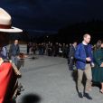Le prince William et Kate Middleton, duc et duchesse de Cambridge, lors de leur arrivée à Whitehorse, dans le Territoire du Yukon, le 27 septembre 2016, au quatrième jour de leur tournée royale au Canada.