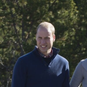 Le prince William et Kate Middleton, duc et duchesse de Cambridge, ont pu découvrir le parcours de mountain bike de Carcross, dans le Territoire du Yukon, le 28 septembre 2016, au cinquième jour de leur tournée royale au Canada.
