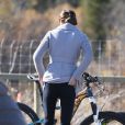 Le prince William et Kate Middleton, duc et duchesse de Cambridge, sont allés découvrir le parcours de mountain bike de Carcross, dans le Territoire du Yukon, le 28 septembre 2016, au cinquième jour de leur tournée royale au Canada.