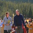  Le prince William et Kate Middleton, duc et duchesse de Cambridge, sont allés à la rencontre de la communauté de Carcross, fief des Premières Nations Carcross/Tagish, dans le Territoire du Yukon, le 28 septembre 2016, au cinquième jour de leur tournée royale au Canada. 