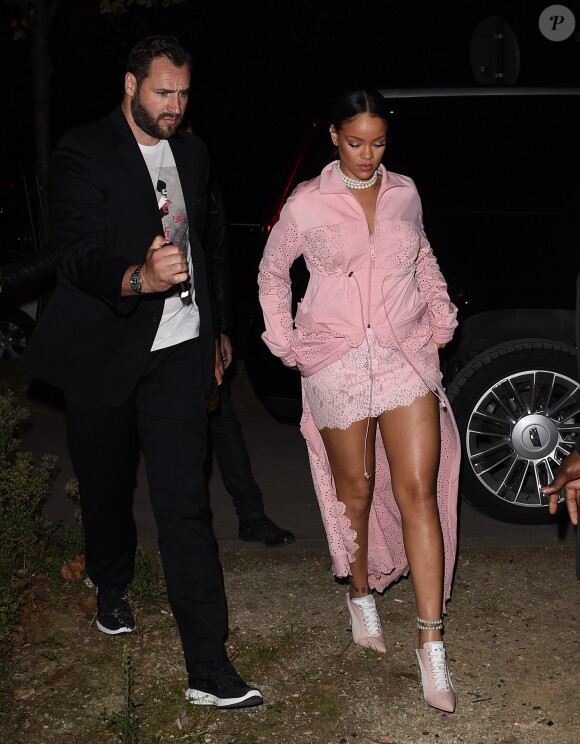Rihanna à l'issue du défilé FENTY x PUMA à Paris, le 28 septembre 2016.