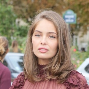 Marie-Ange Casta - Défilé Chloé (collection prêt-à-porter printemps-été 2017) au Grand Palais à Paris. Le 29 septembre 2016 © CVS-Veeren / Bestimage