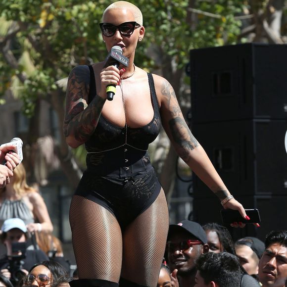 Amber Rose  au Festival Amber Rose SlutWalk dans le quartier de downtown à Los Angeles, le 1er octobre 2016