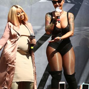 Blac Chyna, Amber Rose  au Festival Amber Rose SlutWalk dans le quartier de downtown à Los Angeles, le 1er octobre 2016