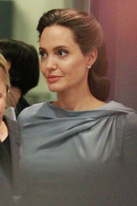 Exclusif - Angelina Jolie arrive au siège de la BBC pour s'exprimer sur la crise des réfugiés à Londres le 16 mai 2016.