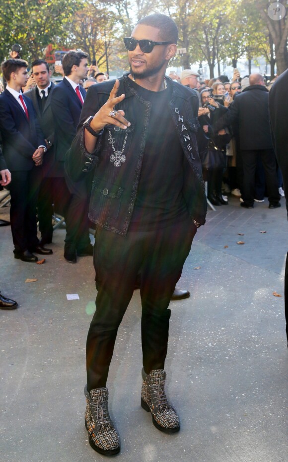 Usher - Défilé Chanel (collection prêt-à-porter printemps-été 2017) au Grand Palais. Paris, le 4 octobre 2016. © CVS-Veeren / Bestimage
