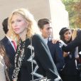 Courtney Love et sa fille Frances Bean Cobain - Défilé Chanel (collection prêt-à-porter printemps-été 2017) au Grand Palais. Paris, le 4 octobre 2016. © CVS-Veeren / Bestimage