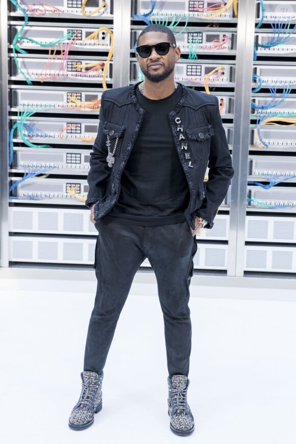 Usher - Défilé Chanel (collection prêt-à-porter printemps-été 2017) au Grand Palais. Paris, le 4 octobre 2016. © Olivier Borde / Bestimage