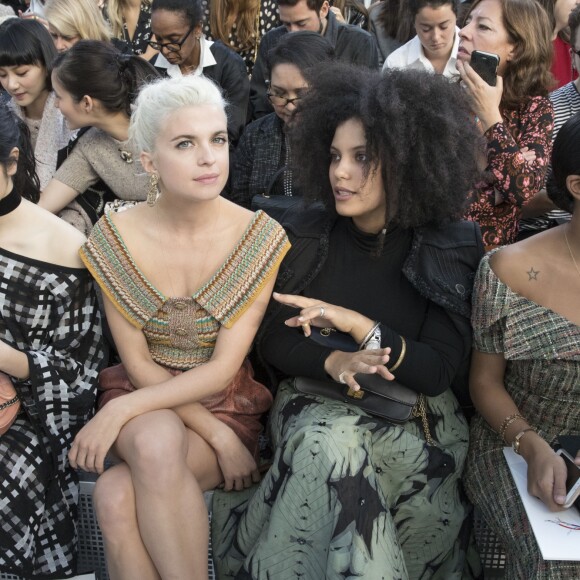 Cécile Cassel, Naomi Diaz et Lisa-Kainde - Défilé Chanel (collection prêt-à-porter printemps-été 2017) au Grand Palais. Paris, le 4 octobre 2016. © Olivier Borde / Bestimage