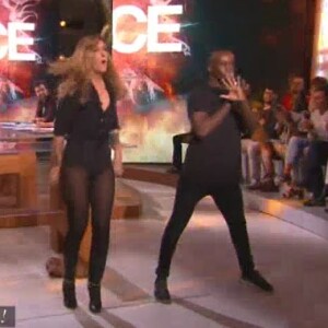 Daphné Bürki sexy sur du Beyoncé dans "La nouvelle édition", mardi 4 octobre 2016, sur C8