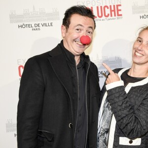 Gérald Dahan et sa femme Claire - Vernissage presse de l'exposition "Coluche" à l'Hôtel de Ville de Paris le 5 octobre 2016. © Pierre Perusseau/Bestimage