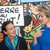 La reine Mathilde de Belgique visitant l'expo Hergé avec la veuve du dessinateur au Grand Palais à Paris le 5 octobre 2016. © Danny Gys/Reporters/ABACAPRESS.COM