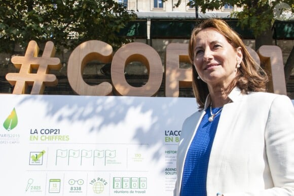 Ségolène Royal, Ministre de l'Environnement, de l'Energie et de la Mer a inauguré l'exposition "Cap sur la COP22". A Paris le 14 septembre 2016. © Pierre Perusseau / Bestimage