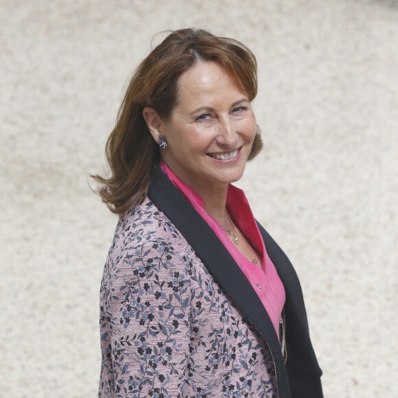 Ségolène Royal à la sortie du conseil des ministres, le dernier avant les vacances, au palais de l'Elysée à Paris, le 3 août 2016. © Alain Guizard/Bestimage