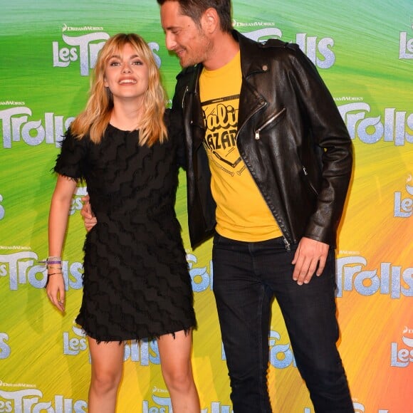 Louane Emera et Vincent Cerutti à l'avant-première du film "Les Trolls" au cinéma Le Grand Rex à Paris, le 12 octobre 2016. © Guirec-Guignebourg/Bestimage