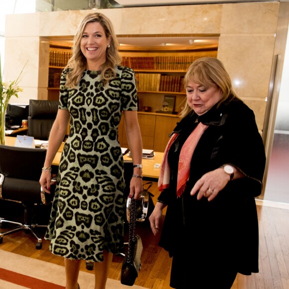 La reine Maxima des Pays-Bas a rencontré la ministre des affaires étrangères d'Argentine Susanna Malcorra à Buenos Aires, le 11 octobre 2016 lors de son déplacement officiel en Argentine, son pays d'origine, en tant que représentante spéciale du secrétaire général des Nations unies pour la finance inclusive pour le développement.11/10/2016 - Buenos Aires