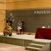 La reine Maxima des Pays-Bas, en visite en Argentine, a fait une intervention lors d'une conférence à l'Université catholique de Buenos Aires le 11 octobre 2016. Ses parents Jorge et Carmen et sa soeur Ines étaient venus la voir.