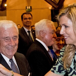 La reine Maxima des Pays-Bas a pu embrasser ses parents, Jorge Zorreguieta et María del Carmen Cerruti Carricart, à l'Université catholique d'Argentine à Buenos Aires le 11 octobre 2016 lors d'une conférence qu'elle donnait en sa qualité d'ambassadrice spéciale du secrétaire général des Nations unies pour la finance inclusive.