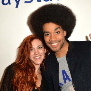 Anaïs Delva et Gwendal Marimoutou lors de la soirée Experience PlayStation VR à Paris, France, le 13 octobre 2016.