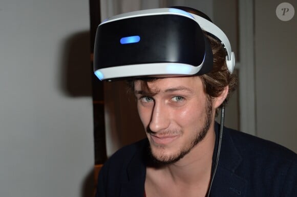 Jean-Baptiste Maunier lors de la soirée Experience PlayStation VR à Paris, France, le 13 octobre 2016.