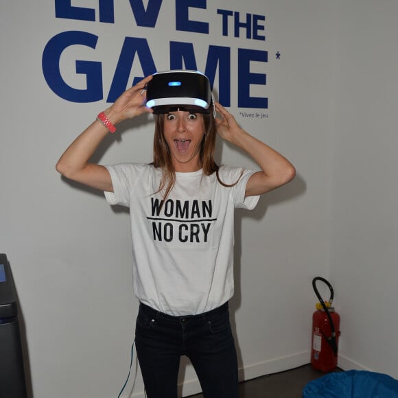 Emmanuelle Boidron lors de la soirée Experience PlayStation VR à Paris, France, le 13 octobre 2016.