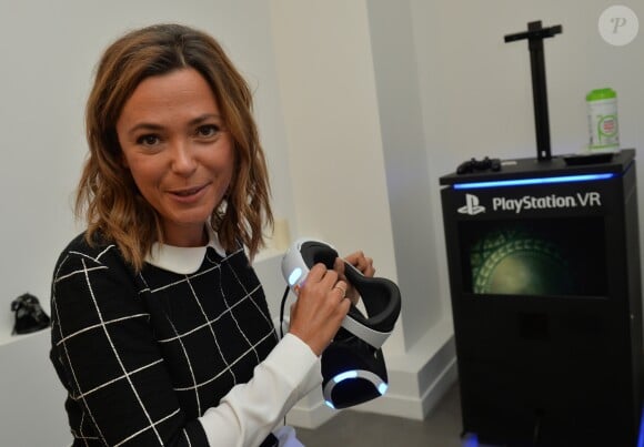 Sandrine Quétier lors de la soirée Experience PlayStation VR à Paris, France, le 13 octobre 2016.