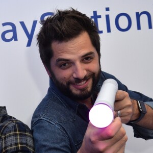 Frédéric Chau et Diego Bunuel lors de la soirée Experience PlayStation VR à Paris, France, le 13 octobre 2016.