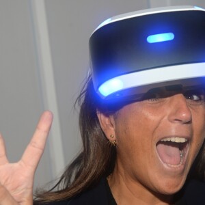 Exclusif - Valérie Bénaïm lors de la soirée Experience PlayStation VR à Paris, France, le 13 octobre 2016.