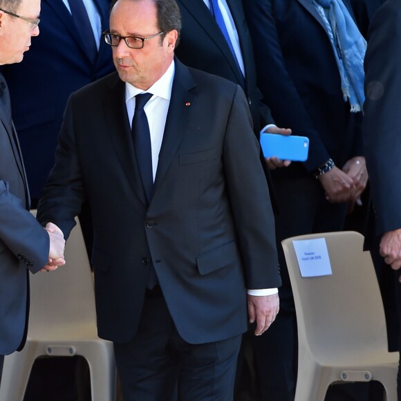 Jean-Marc Ayrault, le prince Albert II II de Monaco et François Hollande - François Hollande lors de l'hommage National aux victimes de l'attentat de Nice le 15 octobre 2016. © Bruno Bebert /