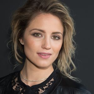 Dianna Agron lors du défilé "Elie Saab" prêt-à-porter Automne-Hiver 2016/2017 à Paris le 5 mars 2016.