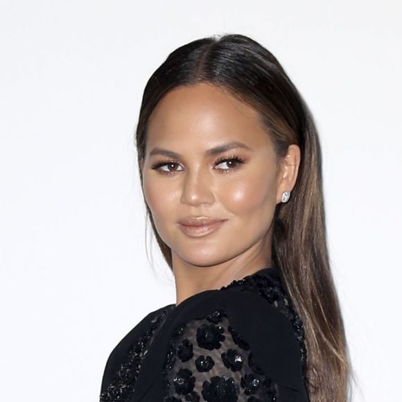 Chrissy Teigen à la soirée Golden Heart Awards à New York, le 17 octobre 2016