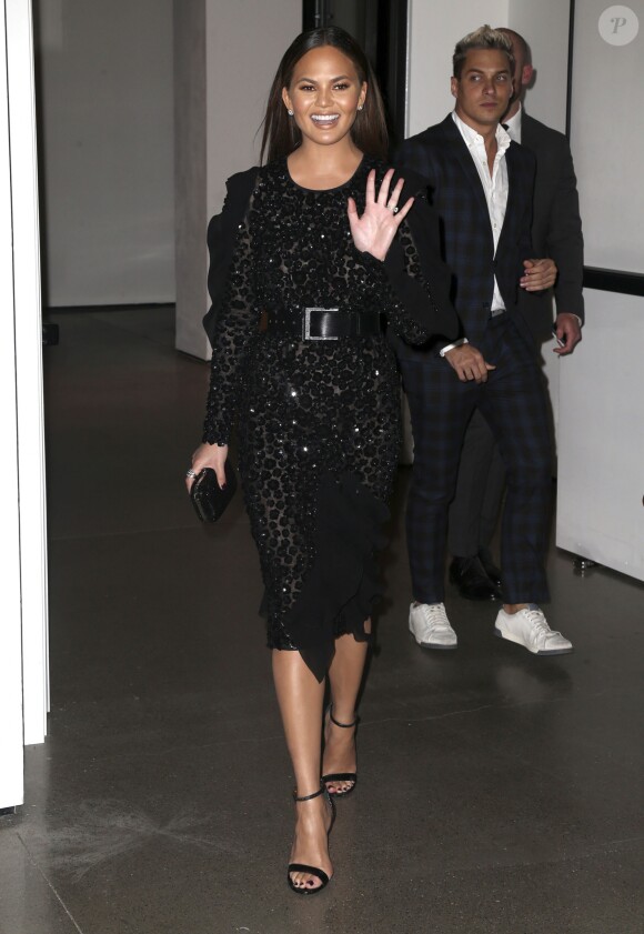 Chrissy Teigen à la soirée Golden Heart Awards à New York, le 17 octobre 2016
