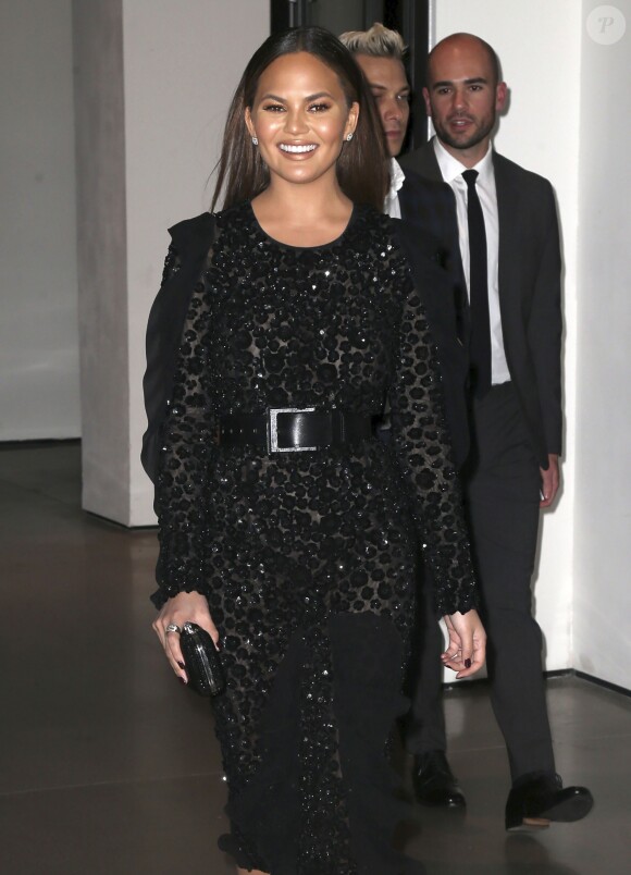 Chrissy Teigen à la soirée Golden Heart Awards à New York, le 17 octobre 2016