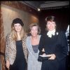 ARCHIVES - JULIE ANDRIEU, SA MERE NICOLE COURCEL ET FRANCOISE DE PANAFIEU A LA SOIREE AU FOUQUET'S, APRES LA CEREMONIE DES MOLIERES EN 1990 30/04/1990 - 