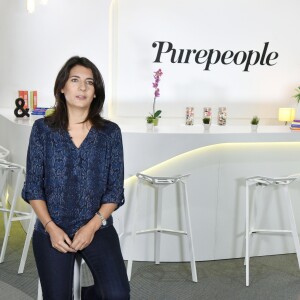 Exclusif - L'animatrice Estelle Denis dans les locaux de Webedia pour Purepeople à Levallois-Perret. Le 19 octobre 2016 © Giancarlo Gorassini / Bestimage