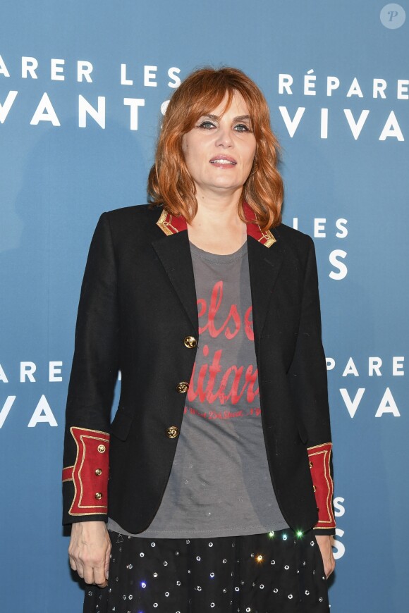 Emmanuelle Seigner - Avant-première du film "Réparer les vivants" au cinéma UGC Normandie à Paris, le 24 octobre 2016. © Pierre Perusseau/Bestimage