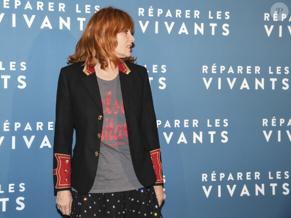 Emmanuelle Seigner - Avant-première du film "Réparer les vivants" au cinéma UGC Normandie à Paris, le 24 octobre 2016. © Pierre Perusseau/Bestimage