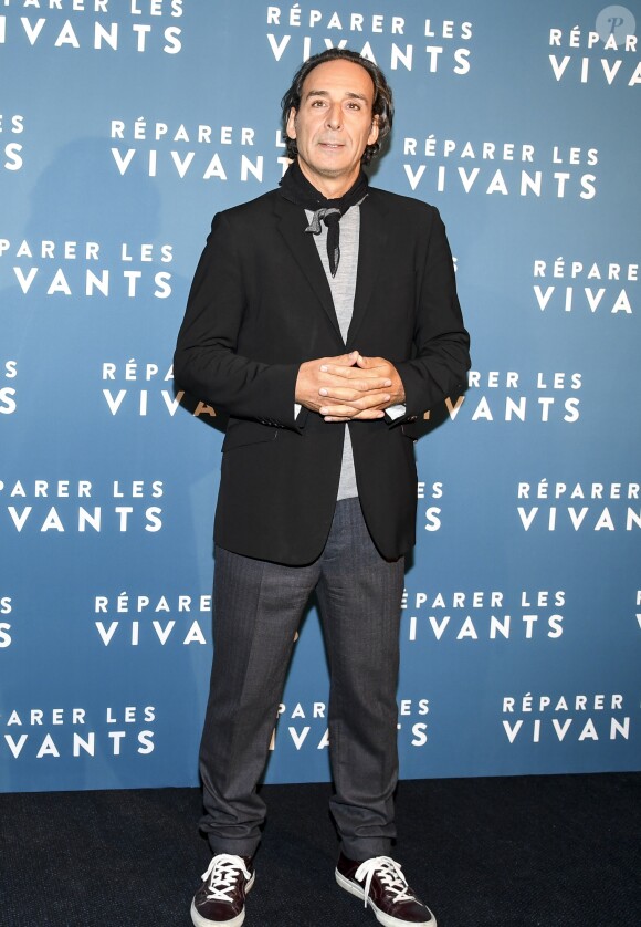 Alexandre Desplat - Avant-première du film "Réparer les vivants" au cinéma UGC Normandie à Paris, le 24 octobre 2016. © Pierre Perusseau/Bestimage