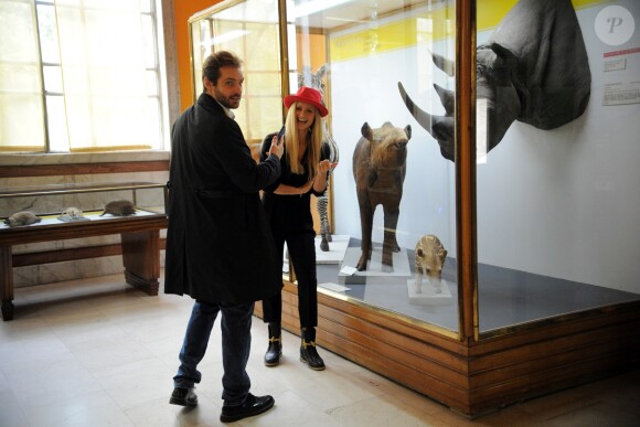 Michelle Hunziker avec son mari Tomaso Trussardi et leurs filles, Celeste et Sole, ainsi que des amis se rendent au musée d'histoire naturel de Milan le 22 octobre 2016.