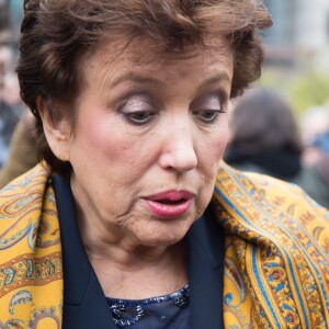 Roselyne Bachelot - Rassemblement devant les locaux d'iTÉLÉ à Boulogne-Billancourt au neuvième jour de grève de la société des journalistes. Le 25 octobre 2016.