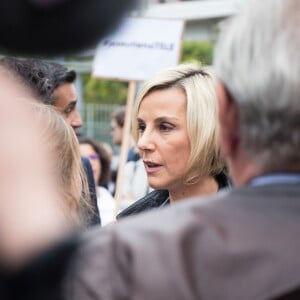 Laurence Ferrari - Rassemblement devant les locaux d'iTÉLÉ à Boulogne-Billancourt au neuvième jour de grève de la société des journalistes. Le 25 octobre 2016.