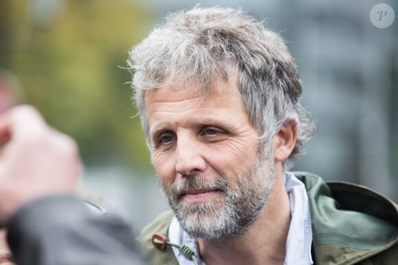 Stéphane Guillon - Rassemblement devant les locaux d'iTÉLÉ à Boulogne-Billancourt au neuvième jour de grève de la société des journalistes. Le 25 octobre 2016.