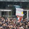 Rassemblement devant les locaux de iTélé à Boulogne Billancourt au neuvième jour de grève de la société des journalistes le 25 octobre 2016. 25/10/2016 - Boulogne Billancourt