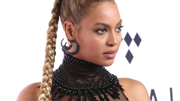Beyoncé "tolérait" Kim Kardashian mais ne l'a "jamais vraiment aimée"