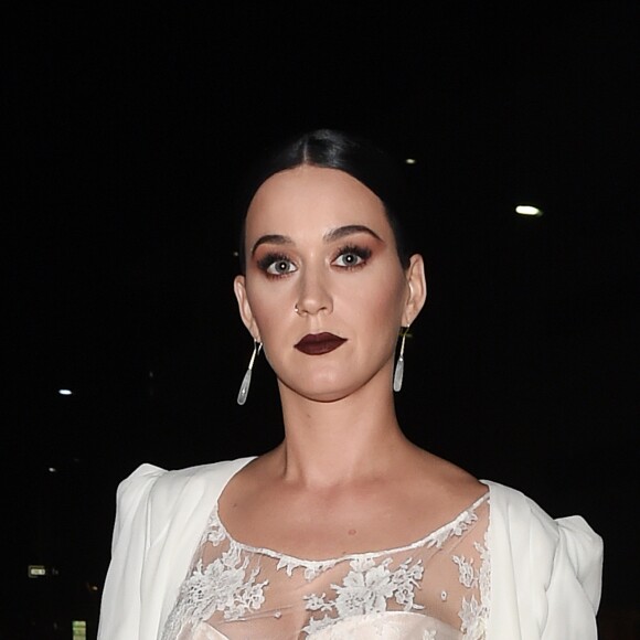 Katy Perry arrivant aux CFDA Vogue Fashion Fund Party à Los Angeles, le 26 octobre 2016