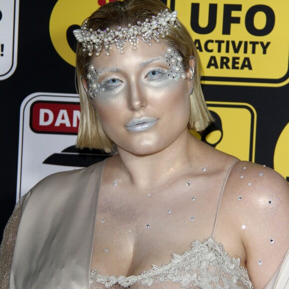 Hayley Hasselhoff à la soirée Just Jared à Hyperion à Los Angeles, le 30 octobre 2016 