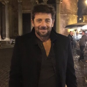 Patrick Bruel en tournage à Rome le 19 octobre 2016