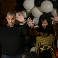 Barack et Michelle Obama s'offrent une danse sur Thriller pour Halloween !